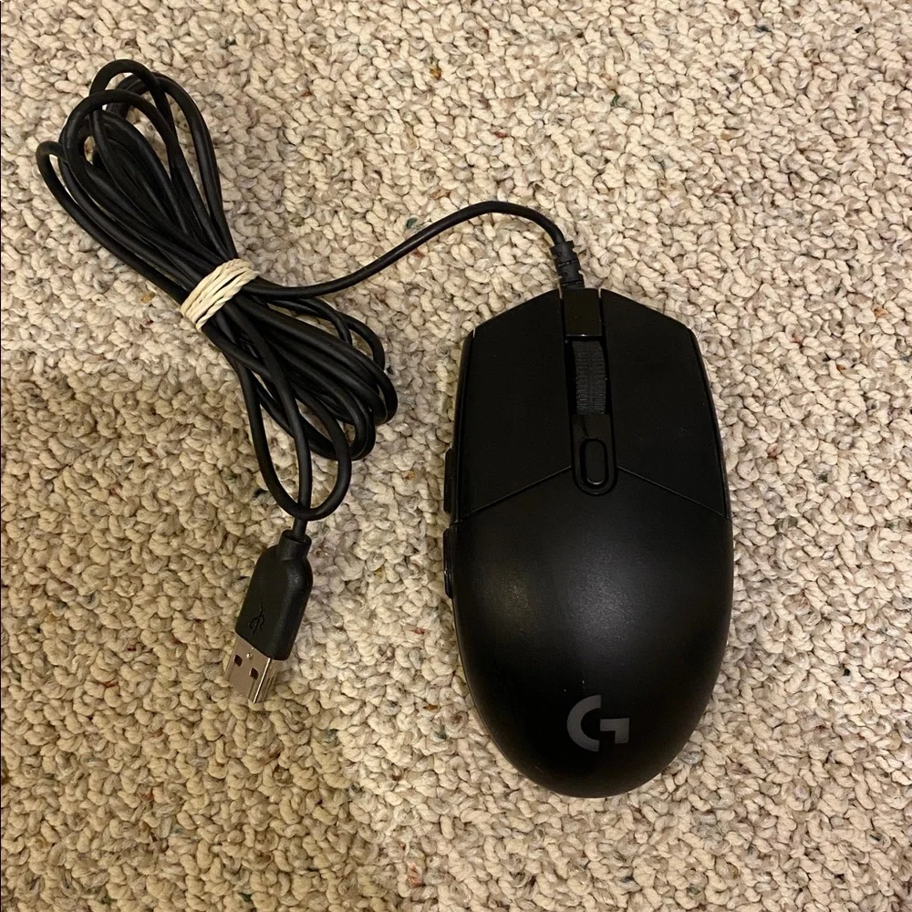 Logitech G203 Gaming Mouse